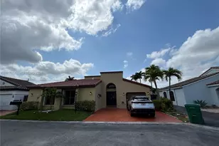 8910 SW 4th Ln, Miami, FL 33174 - Photo 3