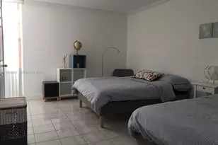 7601 Byron Ave, Miami Beach, FL 33141 - Photo 19