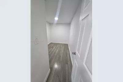 3500 Whitehall Dr #104, West Palm Beach, FL 33401 - Photo 11