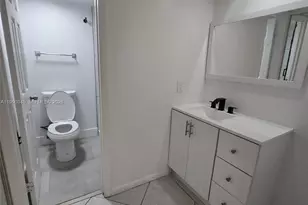 3500 Whitehall Dr, West Palm Beach, FL 33401 - Photo 9