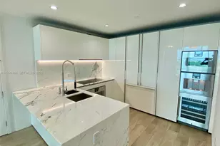 10203 Collins Ave, Bal Harbour, FL 33154 - Photo 7