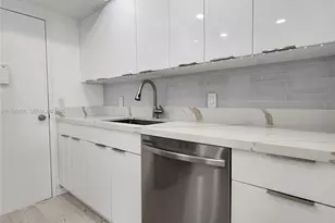 3505 S Ocean Dr, Hollywood, FL 33019 - Photo 7
