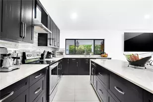 10224 SW 131st Ct, Miami, FL 33186 - Photo 5