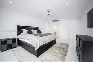 5600 Collins Ave, Miami Beach, FL 33140 - Photo 13