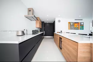 5600 Collins Ave, Miami Beach, FL 33140 - Photo 9