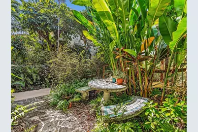 910 Lenox Ave #2, Miami Beach, FL 33139 - Photo 21