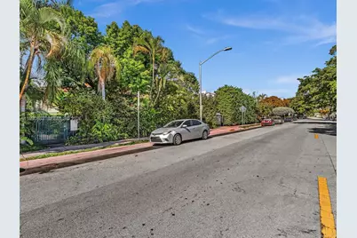 910 Lenox Ave #2, Miami Beach, FL 33139 - Photo 31