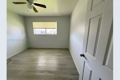 404 SW 5th Ave #1, Hallandale Beach, FL 33009 - Photo 7