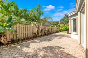 11318 Rhapsody Rd, Cooper City, FL 33026 - Photo 9