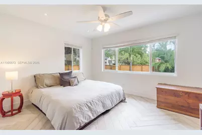 44 NW 40th St, Miami, FL 33127 - Photo 13