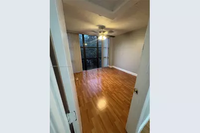 17021 N Bay Rd #303, Sunny Isles Beach, FL 33160 - Photo 9