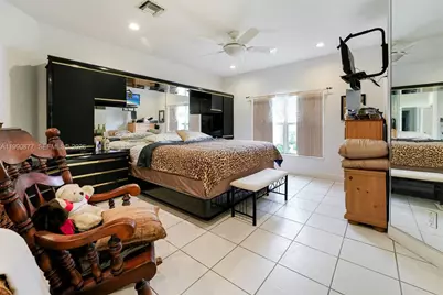 69 S Royal Poinciana Boulevard, Miami Springs, FL 33166 - Photo 9