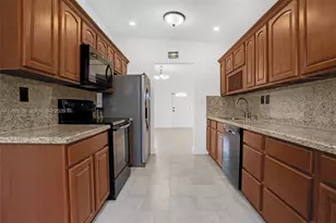 6339 SW 32nd St, Miami, FL 33155 - Photo 15