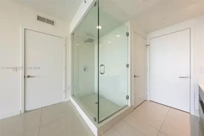 460 NE 28th St #707, Miami, FL 33137 - Photo 11
