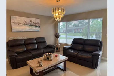 1460 NE 30th Ct, Pompano Beach, FL 33064 - Photo 5