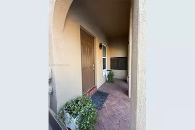 6923 Julia Gardens Dr, Coconut Creek, FL 33073 - Photo 29