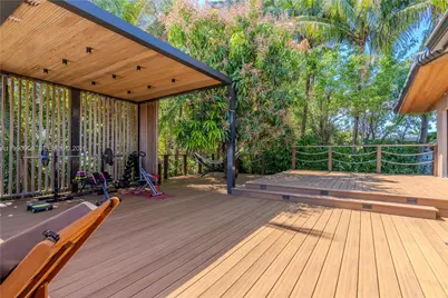 11450 N Bayshore Dr, North Miami, FL 33181 - Photo 43