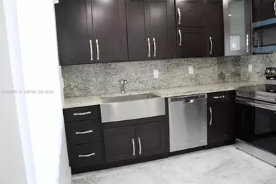 2411 SW 6th St, Fort Lauderdale, FL 33312 - Photo 5