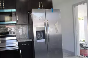 2411 SW 6th St, Fort Lauderdale, FL 33312 - Photo 9