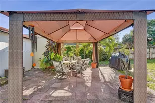 2542 Coolidge St, Hollywood, FL 33020 - Photo 15