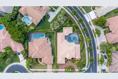 392 Coconut Cir, Weston, FL 33326 - Photo 43