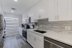 2400 Malayan Dr, Delray Beach, FL 33445 - Photo 11