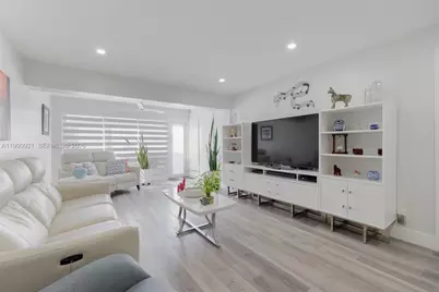 2400 Malayan Dr #94-D, Delray Beach, FL 33445 - Photo 15