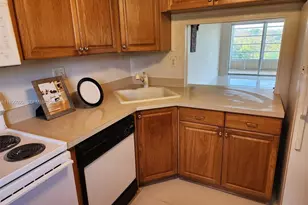 8370 Sands Point Blvd, Tamarac, FL 33321 - Photo 3