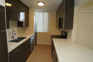 10701 Cleary Blvd, Plantation, FL 33324 - Photo 7