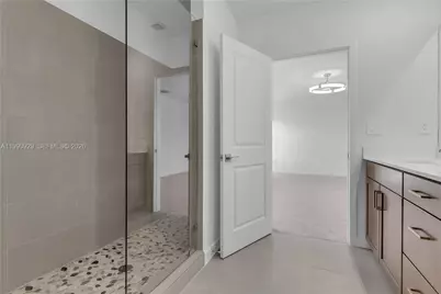 615 NE 1st Terrace, Florida City, FL 33034 - Photo 17