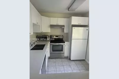 9450 Live Oak Pl #305, Davie, FL 33324 - Photo 5