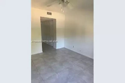 9450 Live Oak Pl #305, Davie, FL 33324 - Photo 19