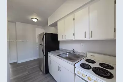 1628 SW 7th St #8, Miami, FL 33135 - Photo 3