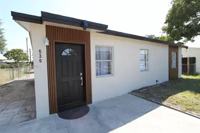 530 NW 10th Ave, Boynton Beach, FL 33435 - Photo 1