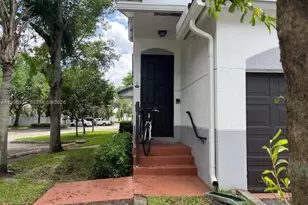 781 SW 148th Ave, Sunrise, FL 33325 - Photo 7