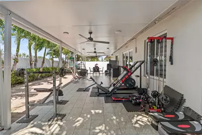 27964 SW 136th Pl, Homestead, FL 33032 - Photo 11