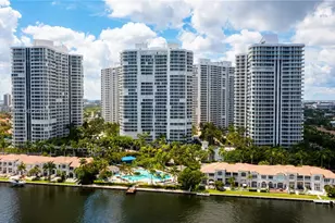 21050 Point Pl, Aventura, FL 33180 - Photo 29