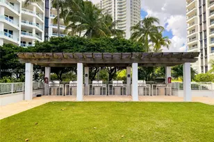 21050 Point Pl, Aventura, FL 33180 - Photo 29