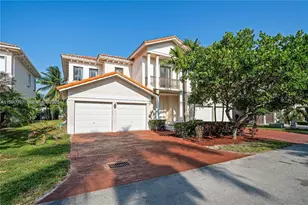 19343 SW 79th Ave, Cutler Bay, FL 33157 - Photo 1