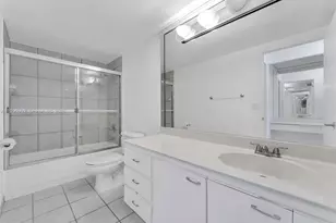 2500 Parkview Dr, Hallandale Beach, FL 33009 - Photo 11