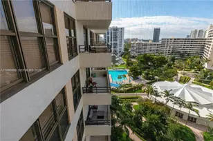 2500 Parkview Dr, Hallandale Beach, FL 33009 - Photo 3