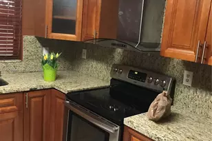 10337 NW 9th Street Circle, Miami, FL 33172 - Photo 25