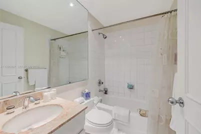 888 Brickell Key Dr #807, Miami, FL 33131 - Photo 29