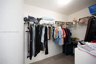 18890 NW 57th Ave, Hialeah, FL 33015 - Photo 17