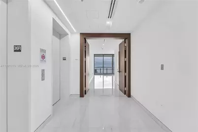 300 Biscayne Boulevard Way #1902E, Miami, FL 33131 - Photo 1