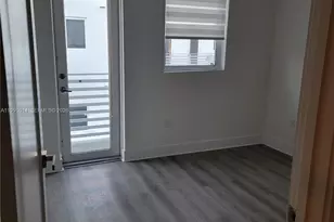 9133 NW 33rd St, Doral, FL 33172 - Photo 11