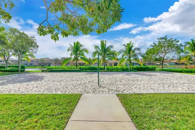 19381 Stonebrook St, Weston, FL 33332 - Photo 49