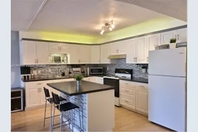 2061 NW 47th Ter #205, Lauderhill, FL 33313 - Photo 9