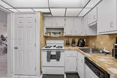 4172 Inverrary Dr #503, Lauderhill, FL 33319 - Photo 13