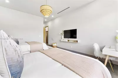 2215 NE 19th St, Fort Lauderdale, FL 33305 - Photo 33